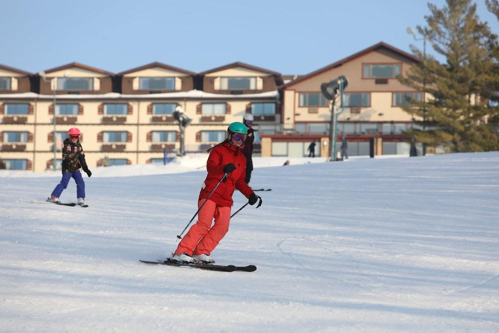 Chestnut Mountain Resort Galena Exterior photo